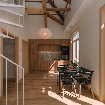 Elegancia Luz Y Calidez - Apto 4 By *