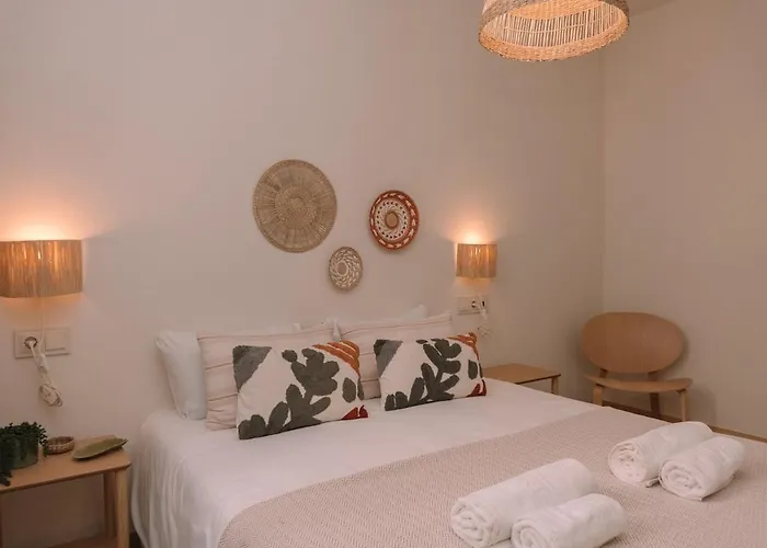 Elegancia Luz Y Calidez - Apto 4 By Βίγκο