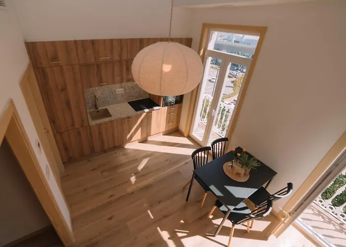 Elegancia Luz Y Calidez - Apto 4 By * Βίγκο