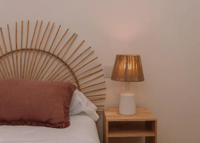 Elegancia Luz Y Calidez - Apto 4 By *